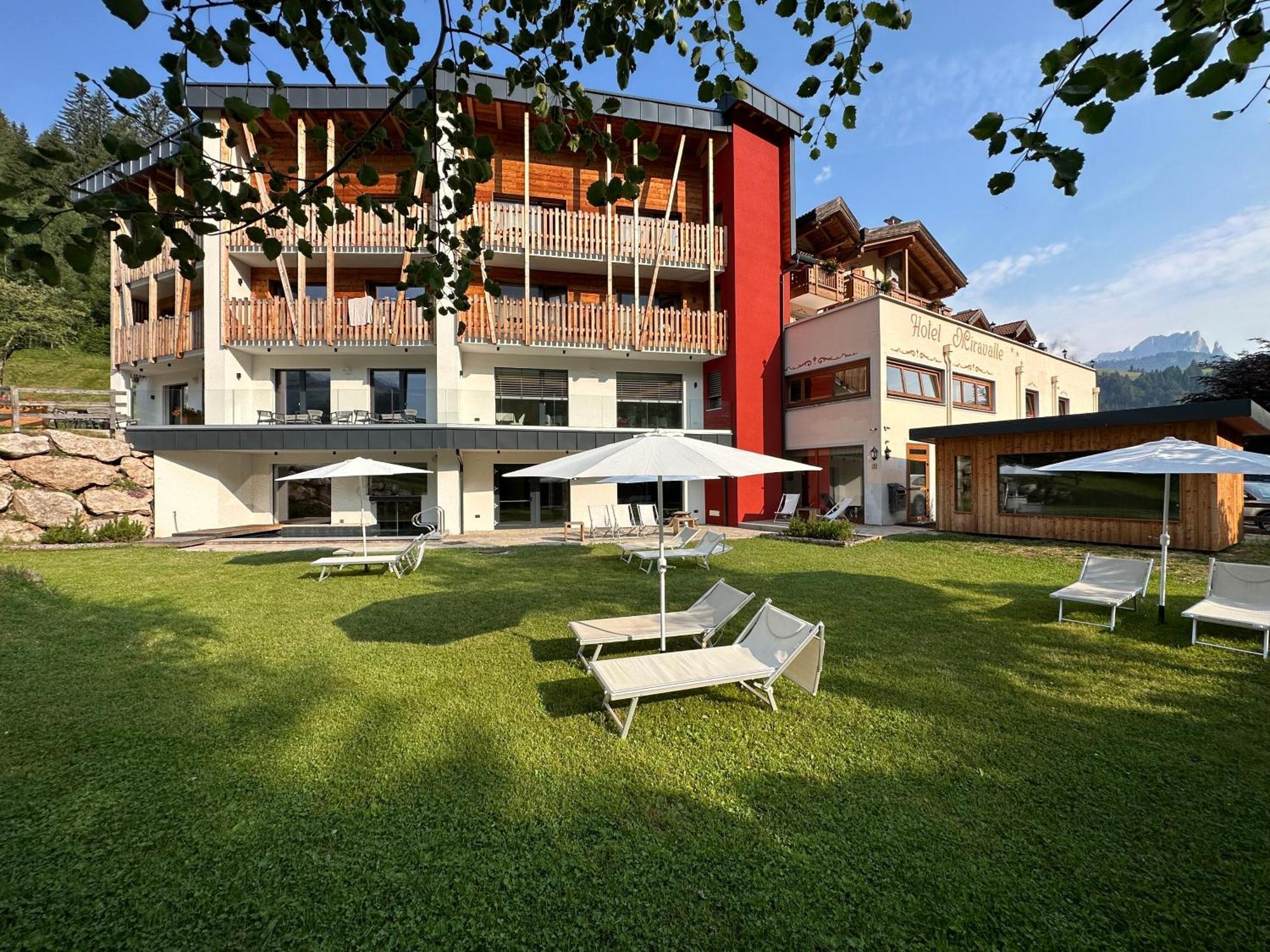 Hotel Miravalle Soraga Exterior foto